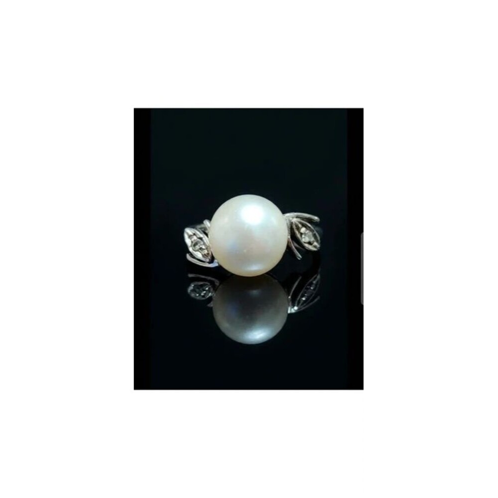 Vintage pItalian Made 14k W Gold w/ 7.5mm Cultured Pearl & Diamond Ring